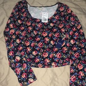 Forever21 long sleeve floral crop top